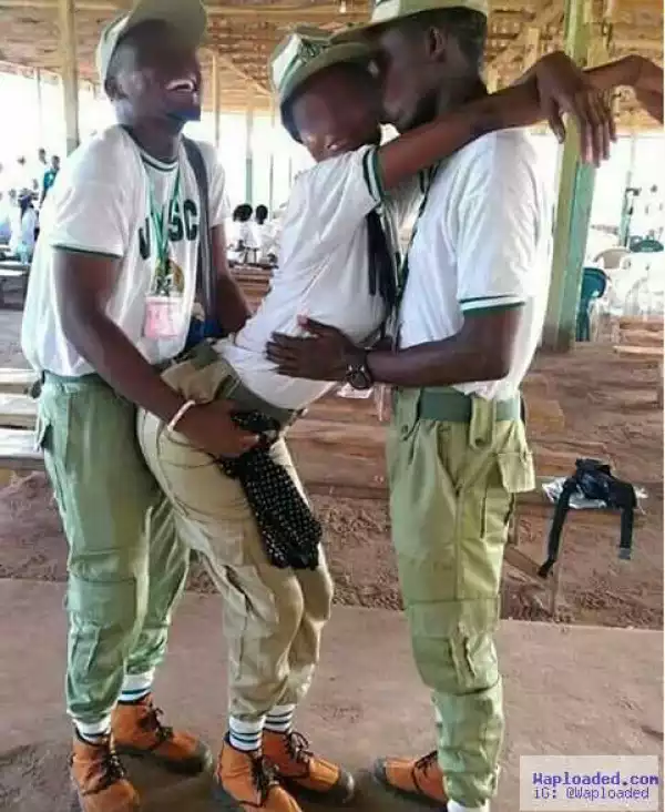 Madness!! You Wont Believe What This Female Corper Was Caught Doing With Two Male Corpers